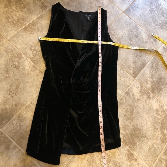 🆕 Kenneth Cole velvet twist front surplice… - Picture 8 of 14